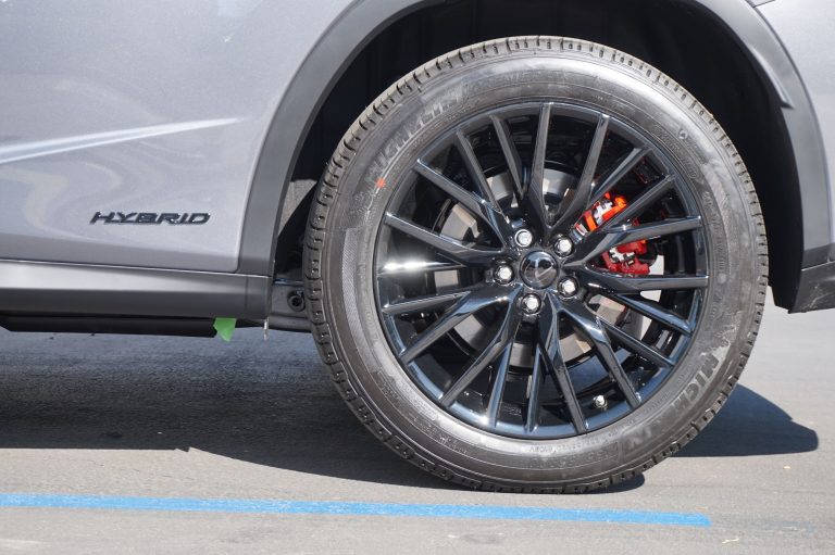 gloss black hybrid red calipers and wheels